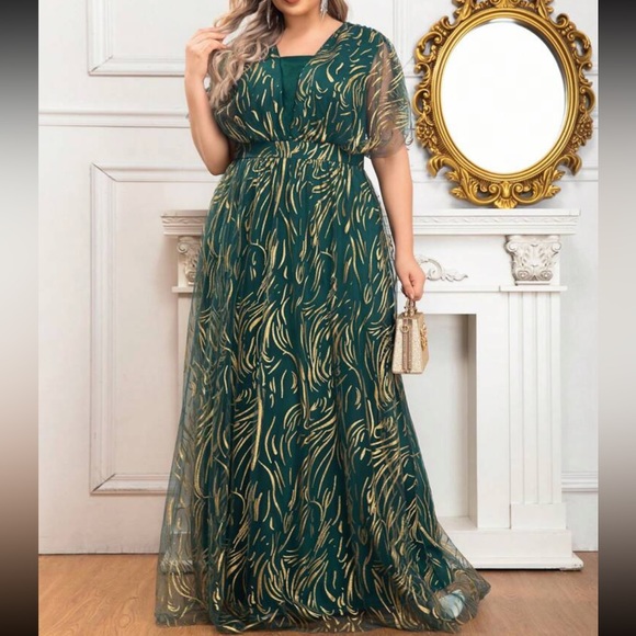 Dresses & Skirts - Luxe glitter mesh overlay party formal evening gown dress